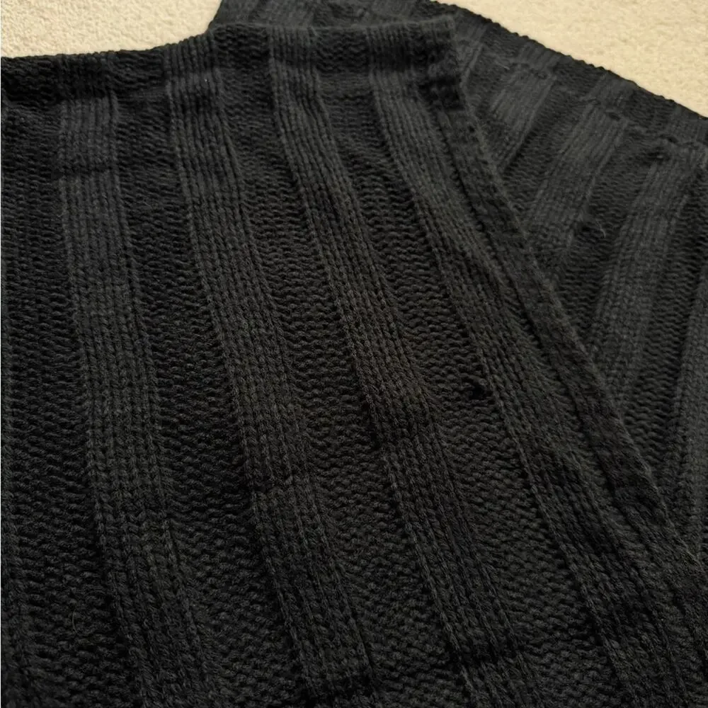 Elegant Black Knit Scarf